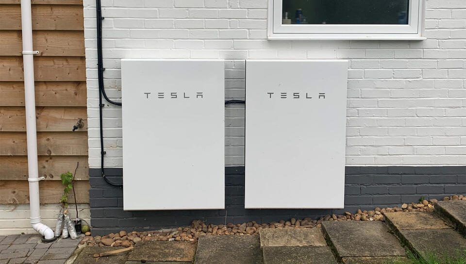 Tesla Recalls Thousands of Powerwall 2 Home Batteries Over Fire Risk ...
