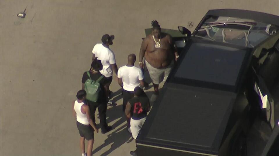 Shaboozey and Dallas rapper BigXThaPlug shut down Margaret Hunt Hill ...