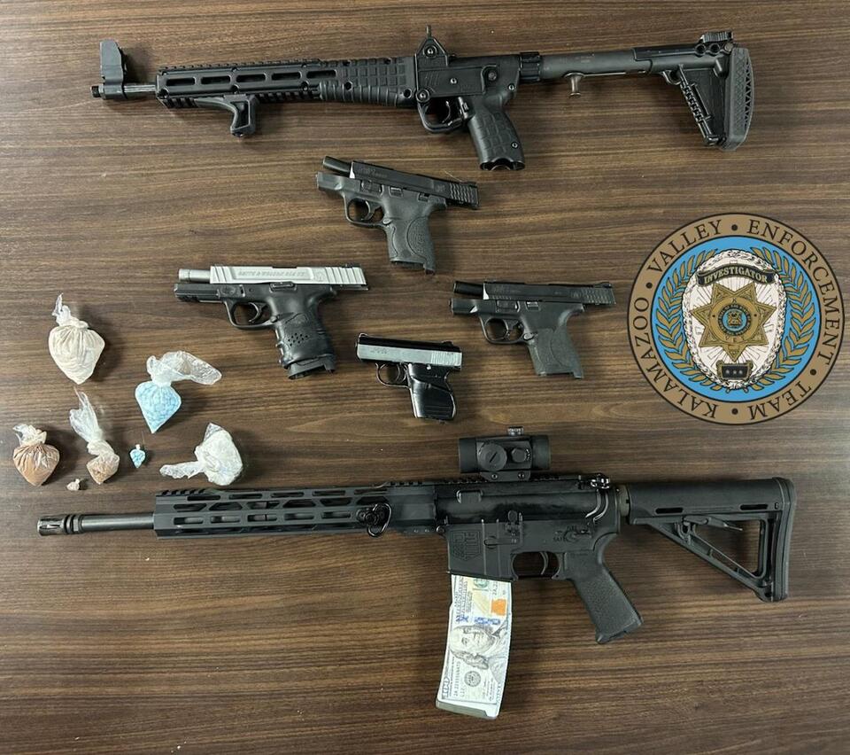 Hundreds of fentanyl pills seized along with guns and other drugs in ...