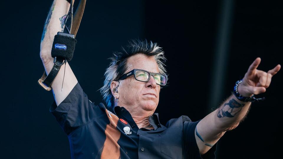 The Offspring guitarist Noodles makes a tough decision – but remains hopeful of a comeback