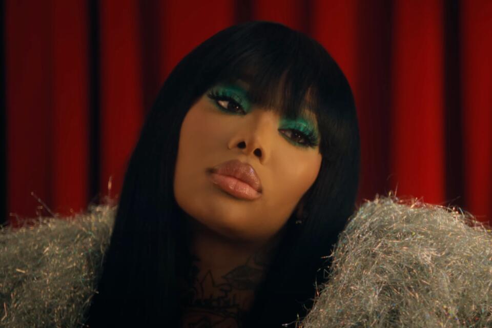 Summer Walker’s ‘Heart of a Woman’ Enters Top 10 on Billboard’s Adult R ...