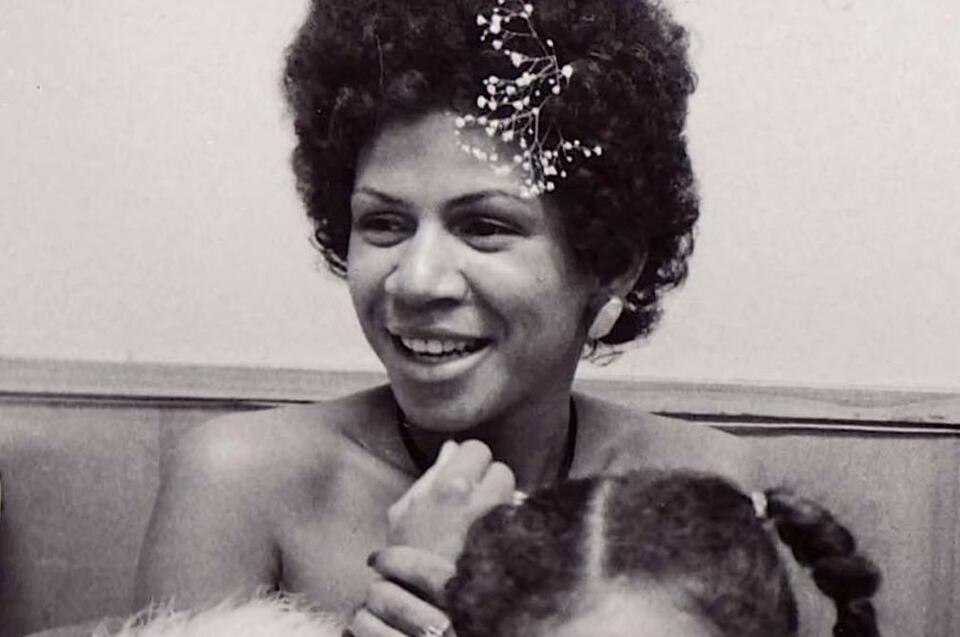 10 Best Minnie Riperton Songs of All Time - NewsBreak