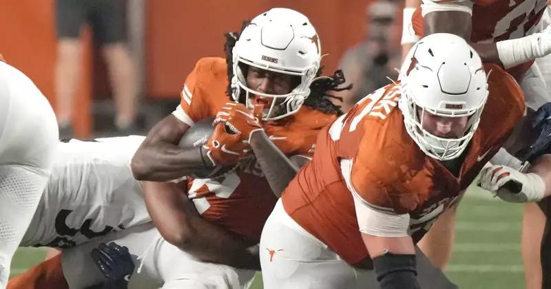 Texas updates status of running back Hollywood Smothers on SEC ...