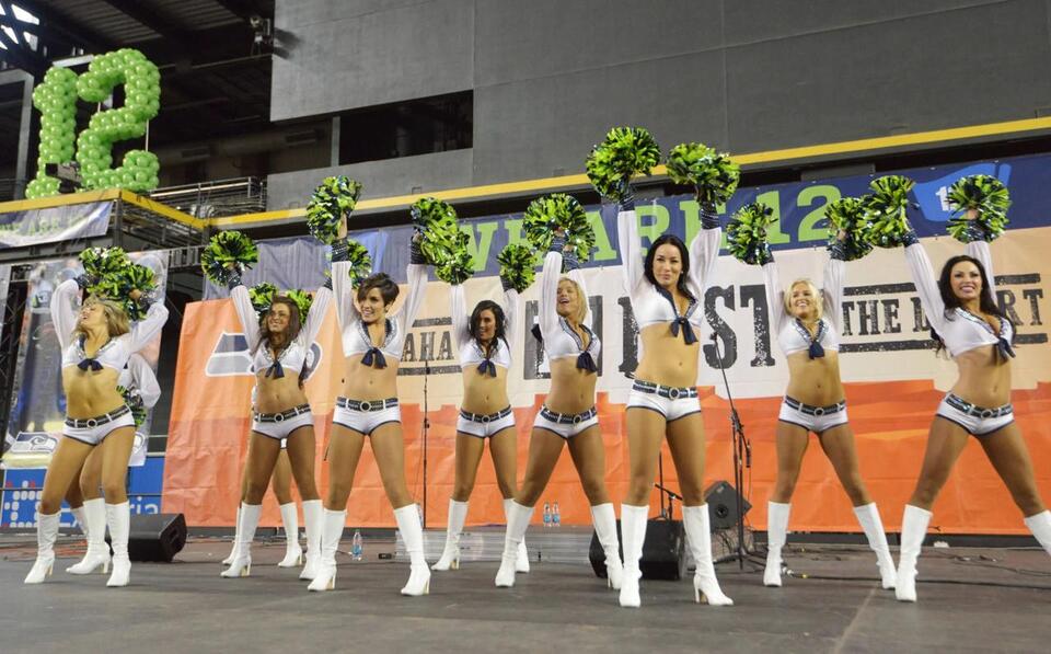 Seahawks’ ‘12s’ Explained: What’s the Origin of Seattle Fans’ 12 ...