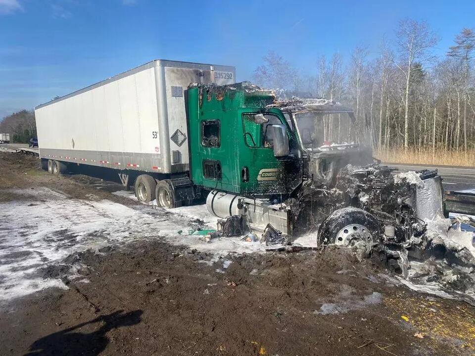 One Injured after Tractor-Trailer Fire & Crash on I-95 in Maine - NewsBreak