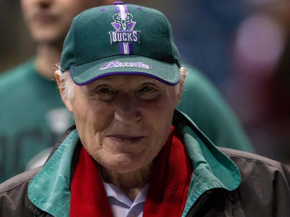 Former U.S. senator and Milwaukee Bucks owner Herb Kohl passed away at