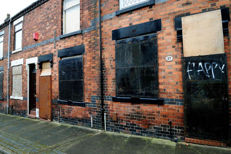 Councils to be given powers to seize empty homes after just six months ...