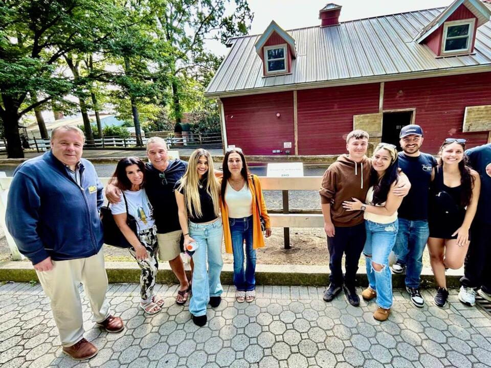 Dedication Ceremony at Staten Island Zoo honors memory of avid