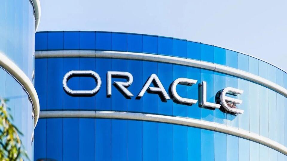 Oracle's 500% Debt-To-Equity Ratio Signals Massive Borrowing, Warns ...