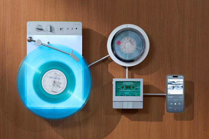 Wall-Mounted Audio System Lets You Listen to Music in Style and With Intention