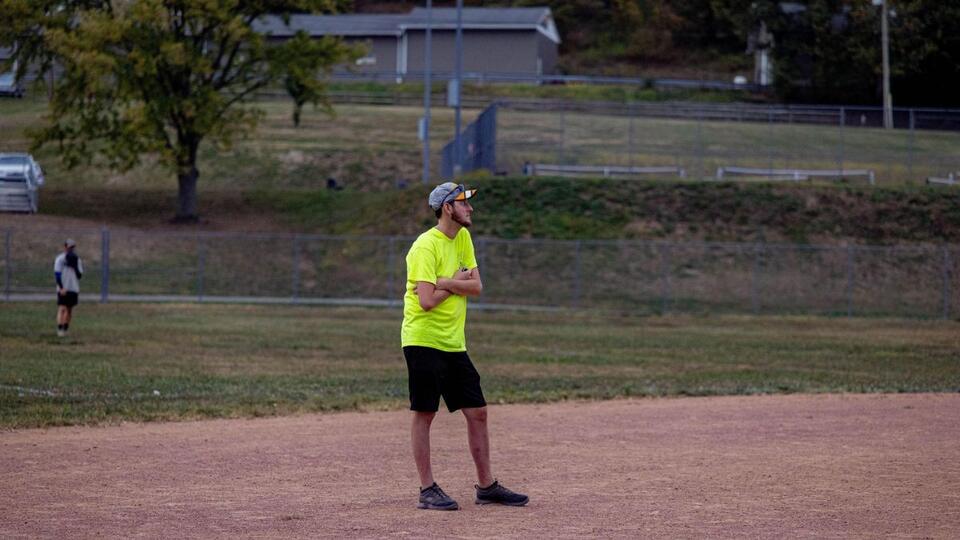 Western Pennsylvania Dek Hockey Player and Cancer Advocate Corey Rhodes ...