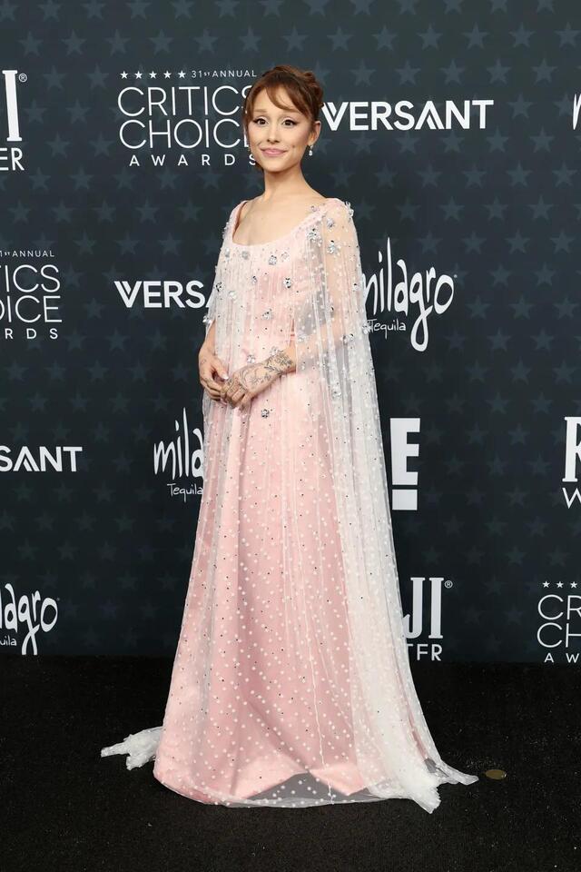 Ariana Grande Shows She’s Not Done With Glinda Pink Yet at the 2026