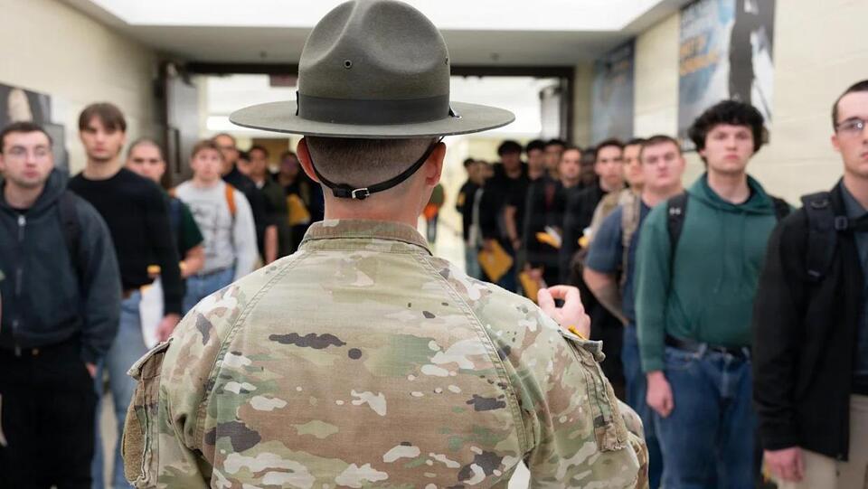 Army drill sergeants get prison for ‘prohibited’ trainee relationships ...