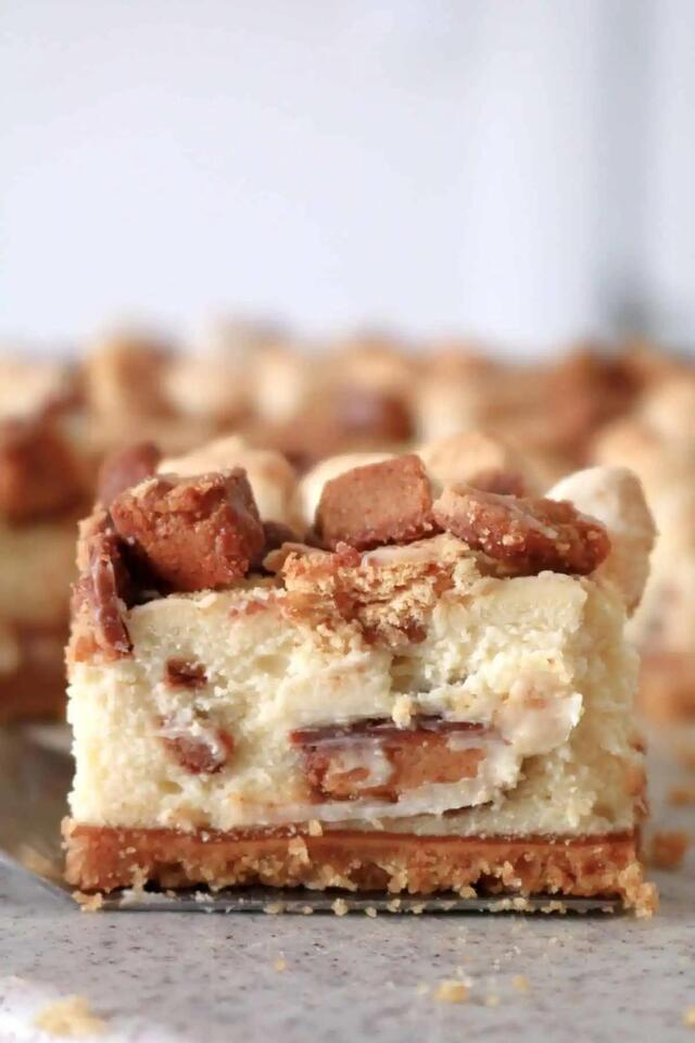 Peanut Butter S’mores Cheesecake Bars - NewsBreak