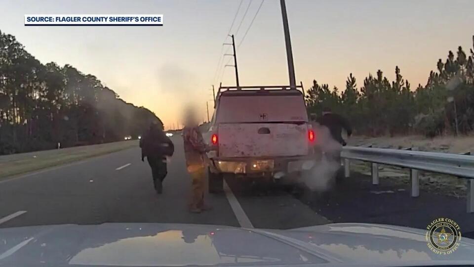 Dashcam: Florida man found with 2 kids in truck runs from deputies ...