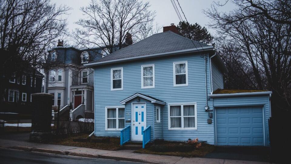 Fannie Mae cut its 2027 existing-home sales forecast to 4.06 million as ...