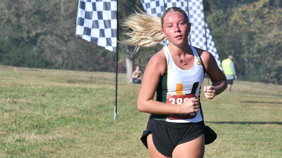 UHA’s Lovell Completes First Cross Country Season at Region Meet