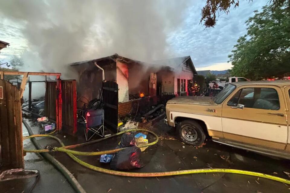 Residents escape San Jose duplex fire Thursday morning
