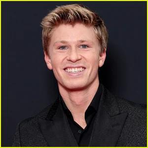 Robert Irwin Confirms He's Single & Reveals What He's Looking For in a