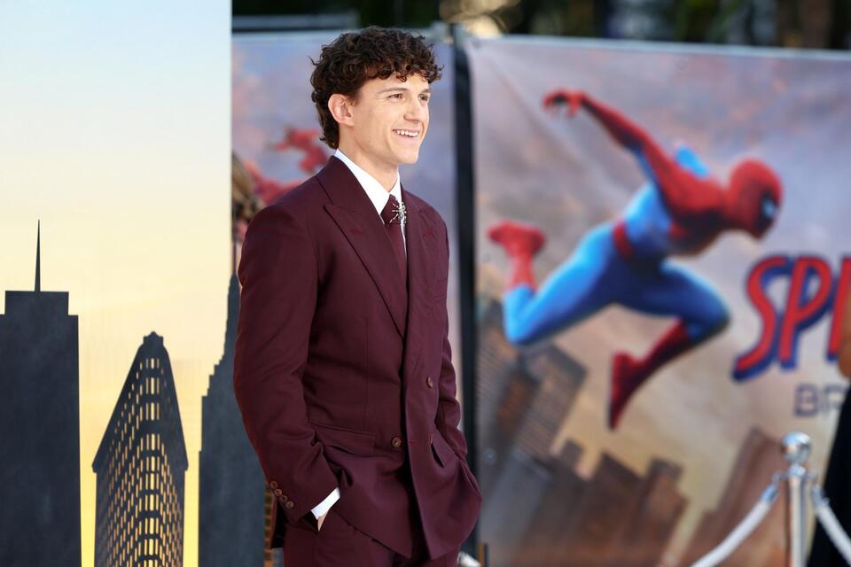 I tried ‘Spider-Man' Tom Holland's 20-minute bodyweight workout – it's a superhero crash course