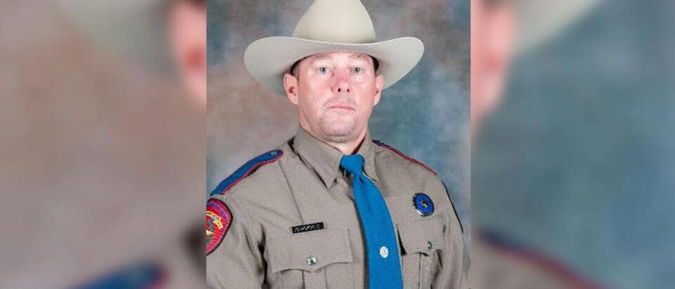 Texas DPS Trooper tragically dies in fiery crash while responding to ...