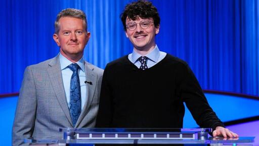 Jeopardy!' Champ Harrison Whitaker Aims to Give Fans Thanksgiving Treat - NewsBreak
