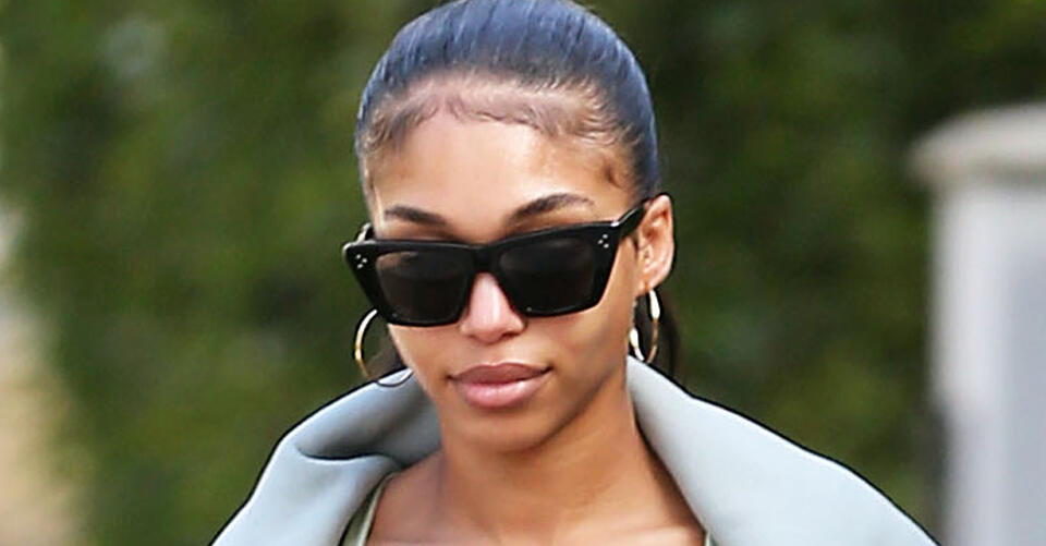 Lori Harvey Hits the Gym in a Mint Sports Bra and a Yeezy Twist on Socks & Slides – NewsBreak