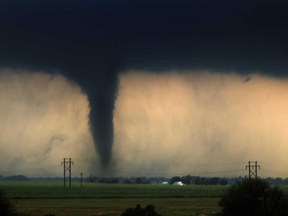 RecordBreaking Tornadoes That Stunned Meteorologists