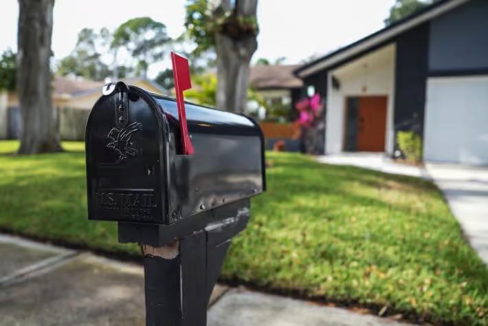 Check Washing Alert: Why Leaving Checks in Your Mailbox Can Put Your ...