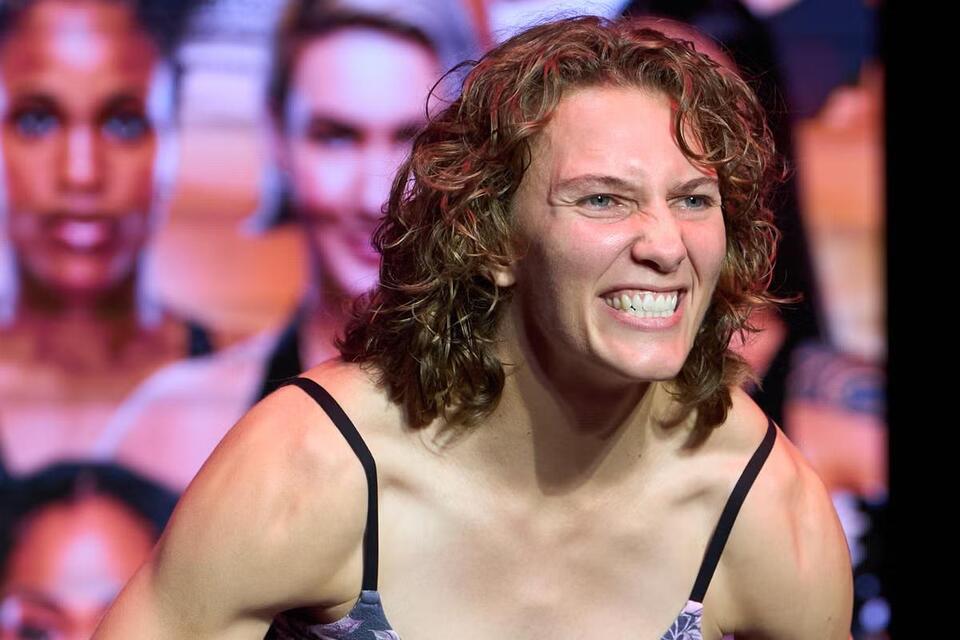 Boxer Hannah Rapp dies after being hit by car as Jake Paul leads ...
