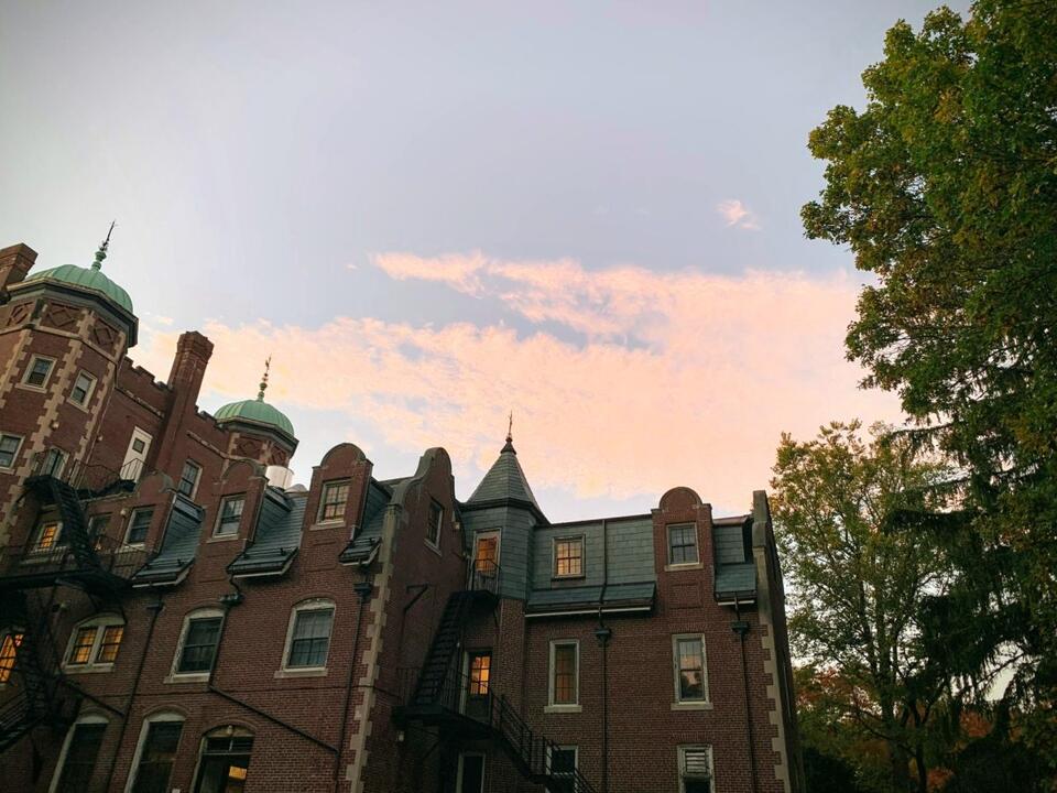 Former MIT student arrested after trespassing into dorms - NewsBreak