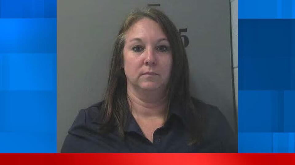 Foley woman charged in crash that left another driver seriously injured ...