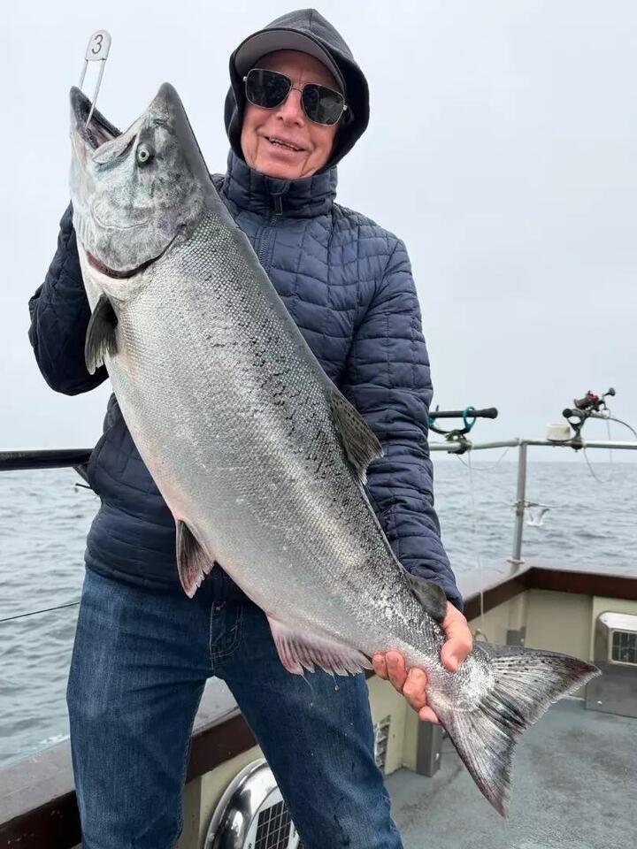 Another great day on the salmon grounds!!!