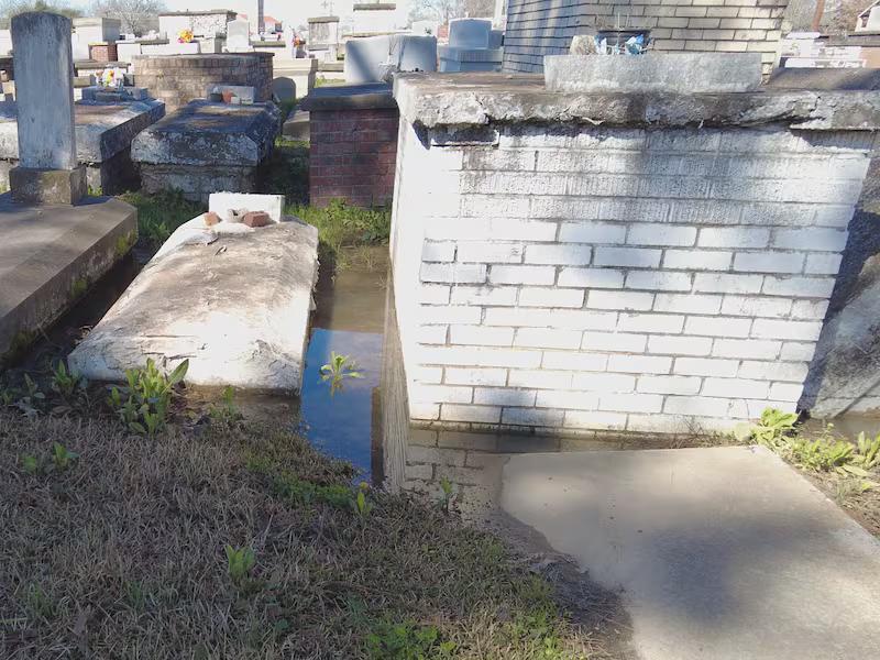 Marksville cemetery suffers major damage from flooding