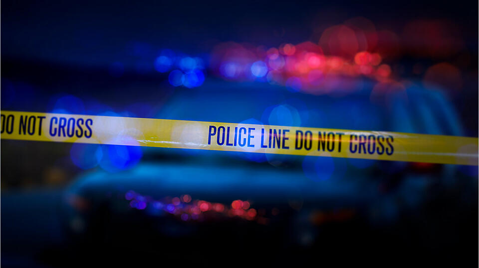 Accidental gunshot sparks panic at Florida Mall - NewsBreak