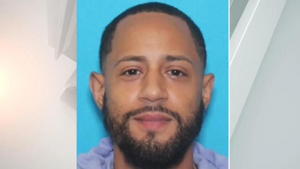 Man wanted after high-speed chase ends in crash - NewsBreak