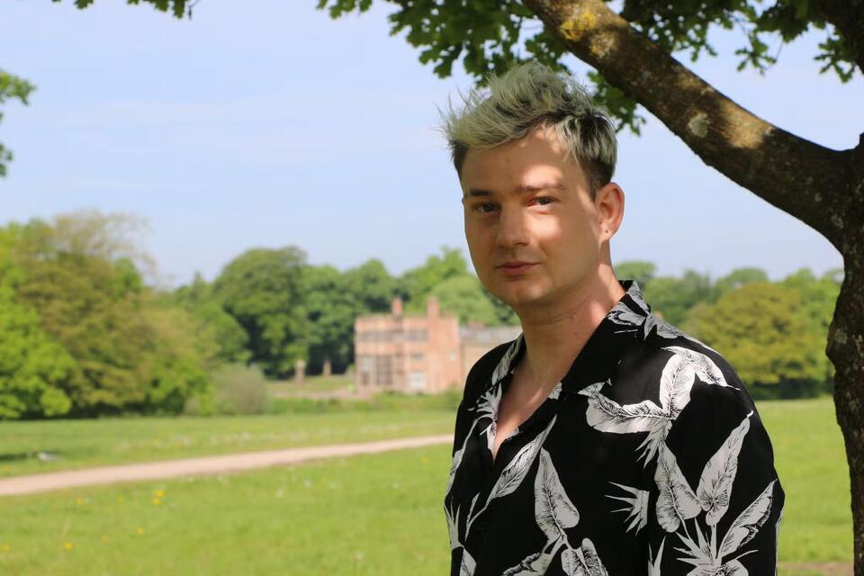 Max Wallis: 'I had to leave London because I was an alcoholic' - NewsBreak