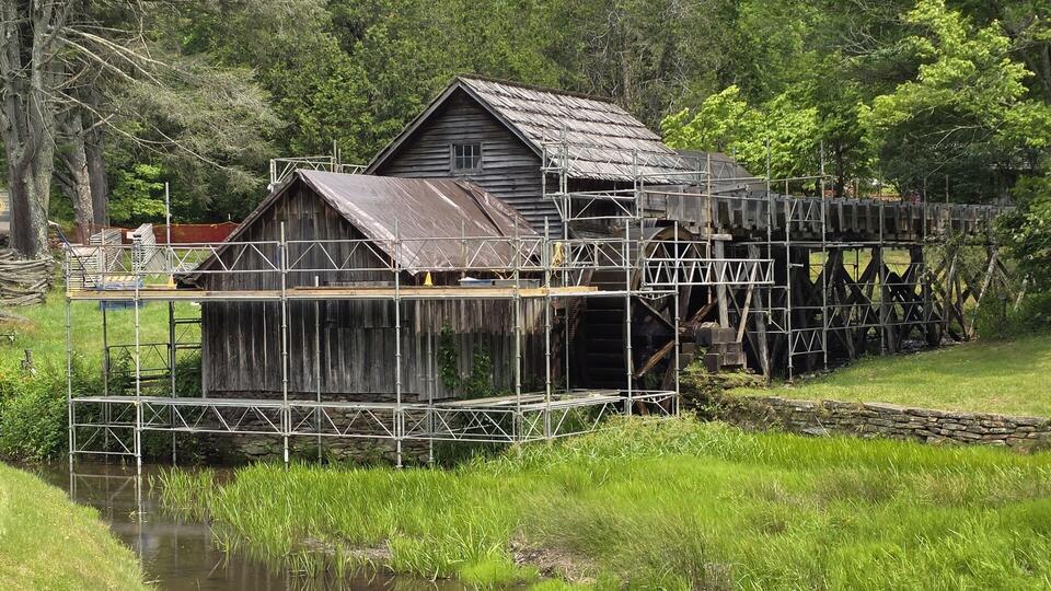 Roof replacement project underway at Mabry Mill - NewsBreak