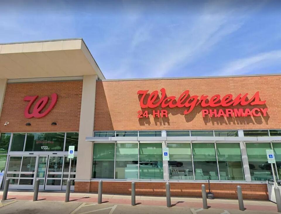 Walgreens in Illinois Says They Will Close 1,200 Stores Forever - NewsBreak
