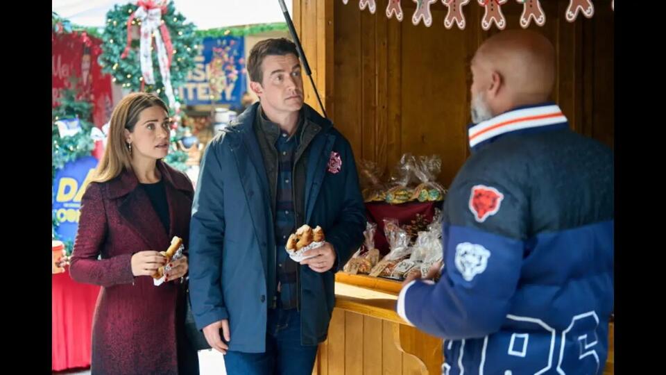 ‘Holiday Touchdown: A Bears Love Story' Cast Guide - NewsBreak