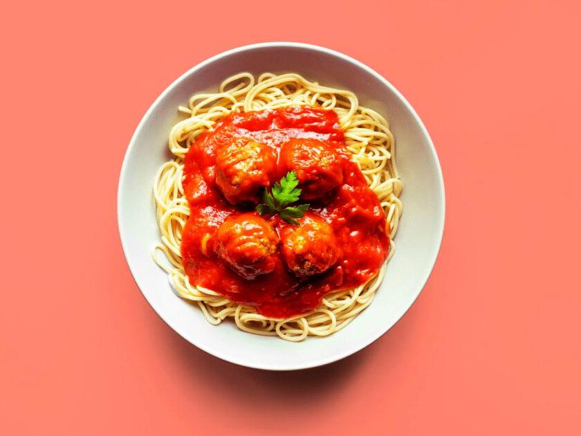 What's the healthiest pasta sauce? The top 2 picks, according to dietitians