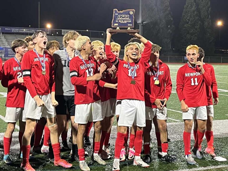 Newport/Waldport high school “team of destiny” wins state 4A boys