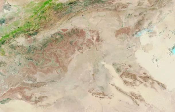 Extremely Rare: Sahara Desert Experiences Flooding For The First Time ...