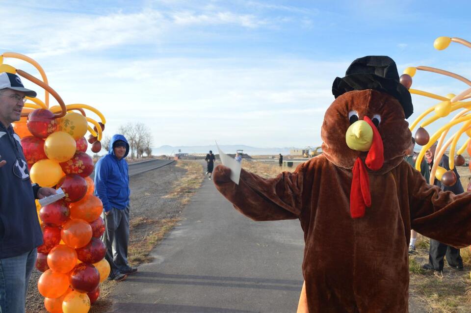 📅 3.12-mile Eagle Mountain Turkey Trot on Thanksgiving - NewsBreak