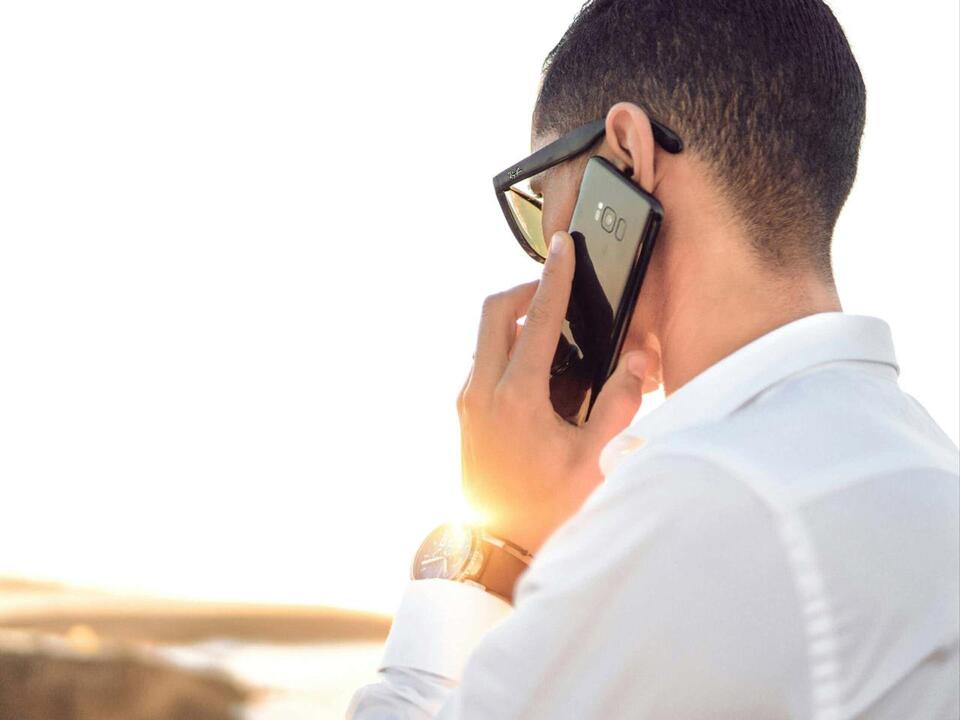 Why phone scammers stay silent when you answer their call - NewsBreak