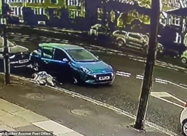 CCTV captured moment car thief dragged an elderly woman along the road ...