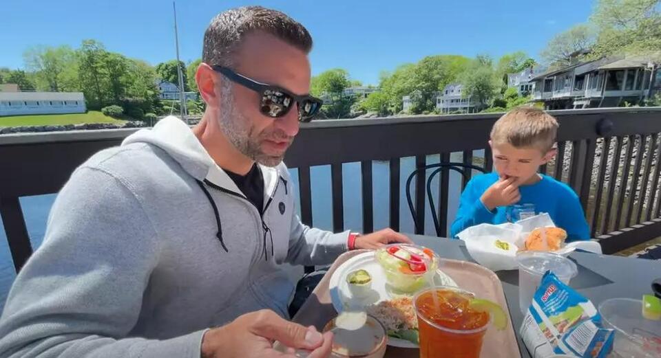9 ‘Must Try’ Maine Dishes That Aren’t Lobster Or Whoopie Pies - NewsBreak