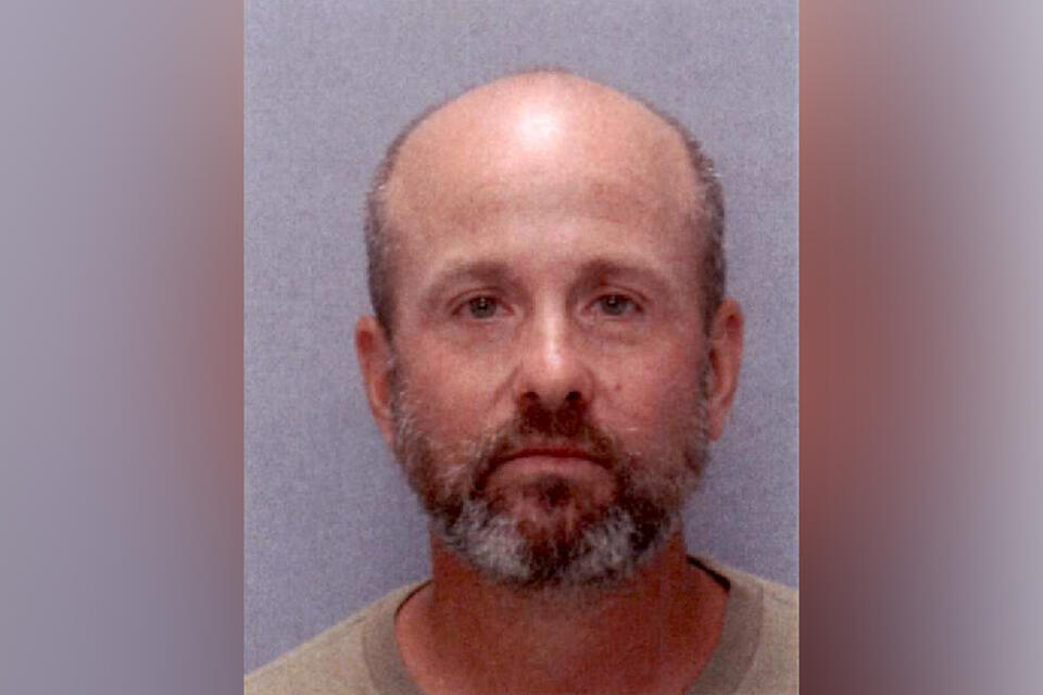 Retired officer turned St. Augustine real estate agent arrested in alleged child-luring meetup