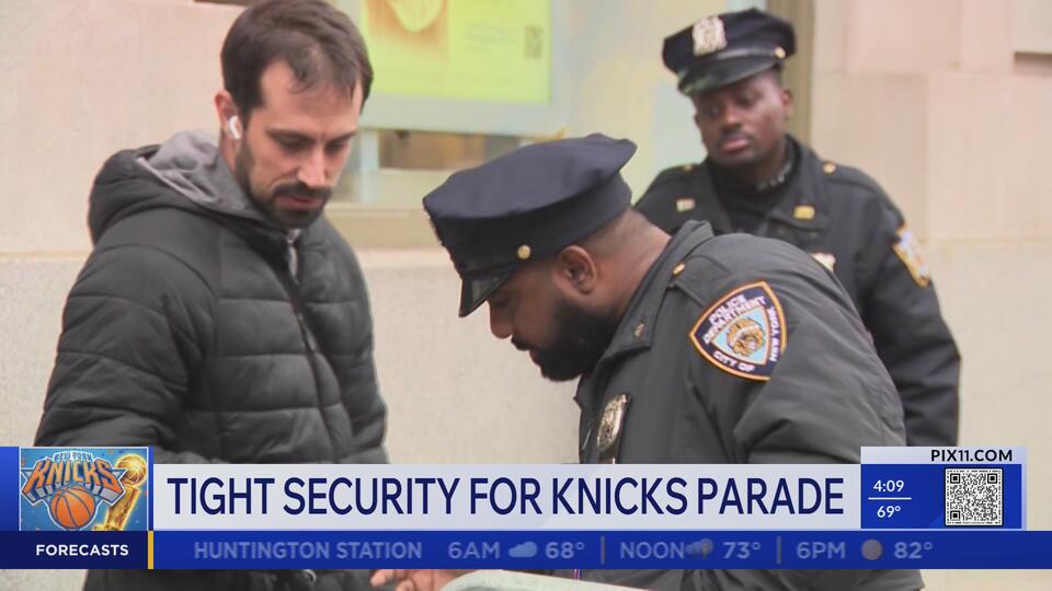 Man slashed in the neck at Knicks parade: NYPD