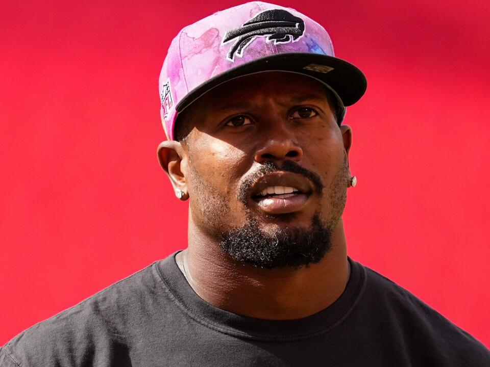 Von Miller reveals details of Gable Steveson’s first text message to him